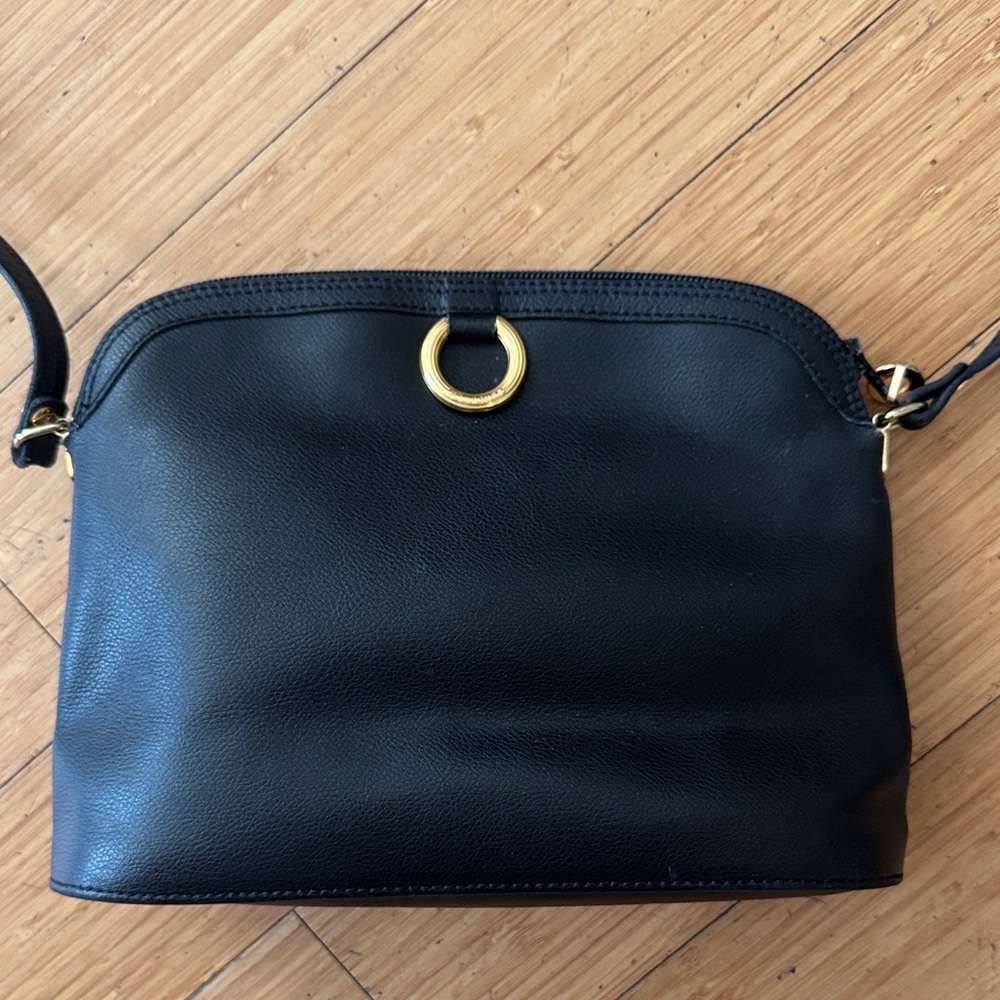 Chic Black Leather Crossbody Bag